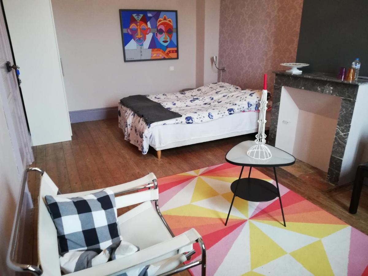 La Vieille Ecole Bed and Breakfast Bourgougnague Zewnętrze zdjęcie